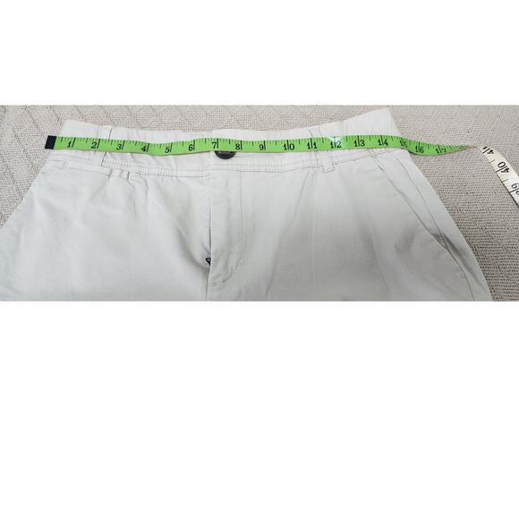 Christopher & Banks Signature Comfort Fit Tan Capri Pants Women's Size 4P - Picture 6 of 10